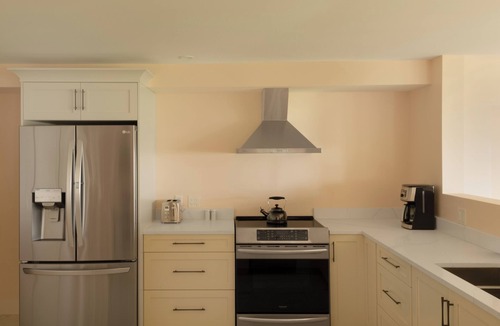 Little Pond Apartment | Ground level 2 bedroom with wrap around porch
