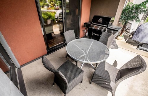 South Pandosy House | Ground Level at Playa Del Sol #153