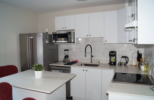 Guildford House | Ground Level One Bedroom Suite