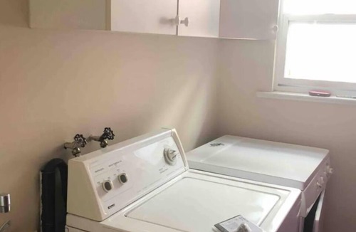 Riley Park House | Guest House Vancouver Convenient to Downtown
