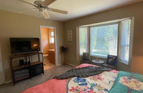 Maple Ridge House | Guest Suite in Maple Ridge