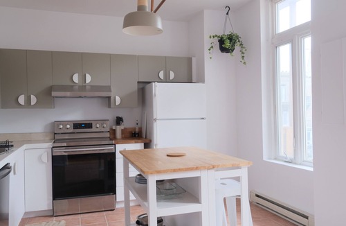 Viauville Apartment | Hâvre de paix, au coeur d'HoMa (location moyen, long terme uniquement)