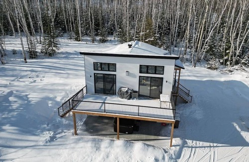 Saint Irenee Ski Chalet | Hôtel à la maison - Le Quintessence, spa et vue