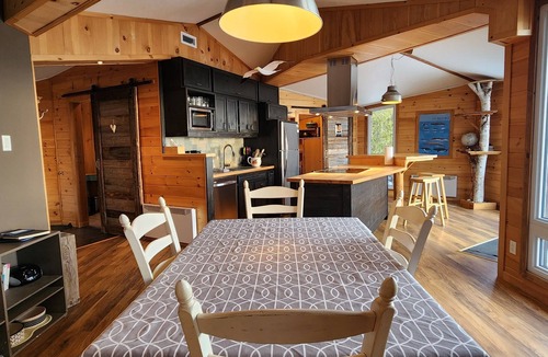 Saint-Simeon Ski Chalet | Hôtel à la maison - Le P'tit Bijou au bord du fleuve