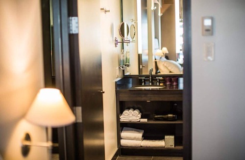 Sainte-Foy-Sillery-Cap-Rouge Hotel | Hôtel Alt Québec