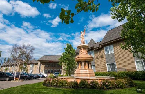 Pointe-au-Pic Hotel | Hôtel et Pavillons Le Petit Manoir du Casino
