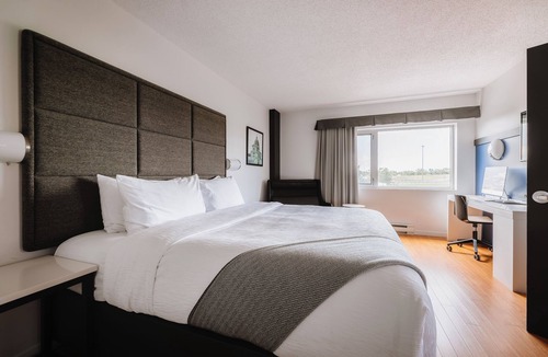 Longueuil Hotel | Hôtel Le Dauphin Montréal - Longueuil
