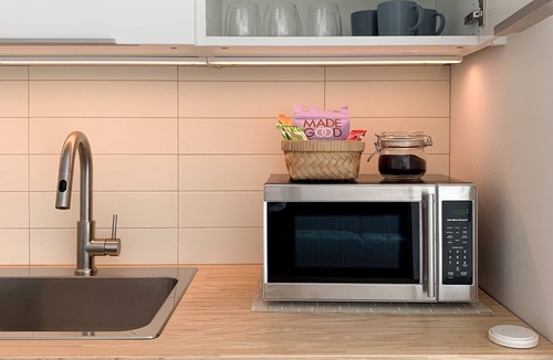 North Vancouver House | Hamilton Garden Suite in North Vancouver