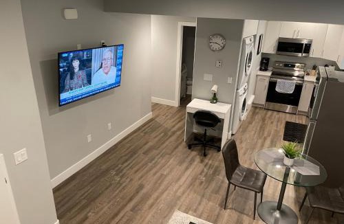 Saskatoon House | Hamm Suite