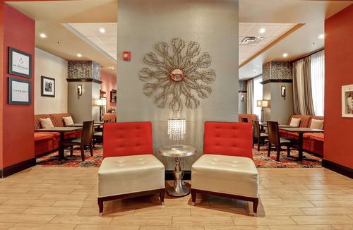Chilliwack Proper Village West Hotel | Hampton Inn by Hilton Chilliwack