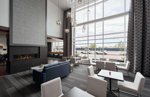 Saint-Romuald Hotel | Hampton Inn & Suites by Hilton Quebec City Levis