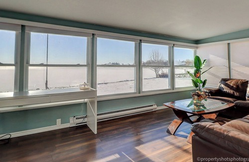 Valentia Cottage | Harbour Haven - 5 BEDS - Heart of Kawartha Lakes