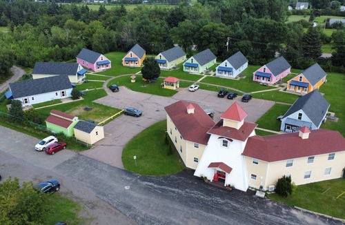 Shediac Cottage | Hardy's Parlee Beach Chalet #5