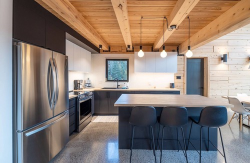 L'Anse-Saint-Jean Ski Chalet | Harfång - Spectacular view of Mount Edward