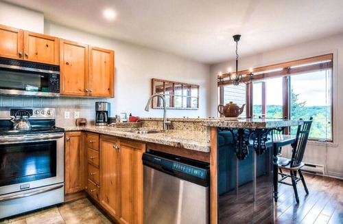 Mont-Tremblant Condo | Hauts-Bois Ski In/Out 2brs w/Pool Access (193-1)