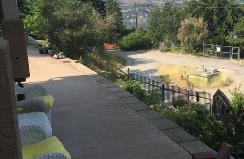 Okanagan-Similkameen Apartment | Heart of Wine Country with a View in the Okanagan