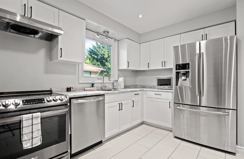 Port Dalhousie House | Henley House | 8 ppl | Hot Tub & Firetable | Near Rowing, Brock, Beach, NHS