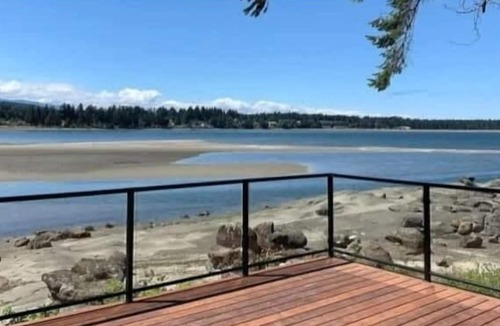 Regional District of Nanaimo Apartment | Heron’s Landing - Studio - Pacific Shores