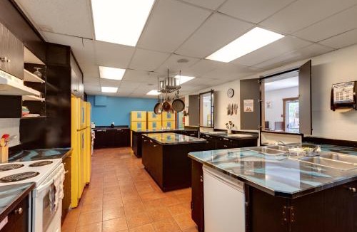 Downtown Kelowna Hostel | HI Kelowna Hostel