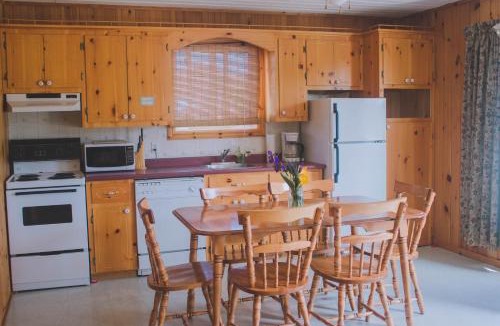 Cavendish Cabin | Hidden Acres Cottages