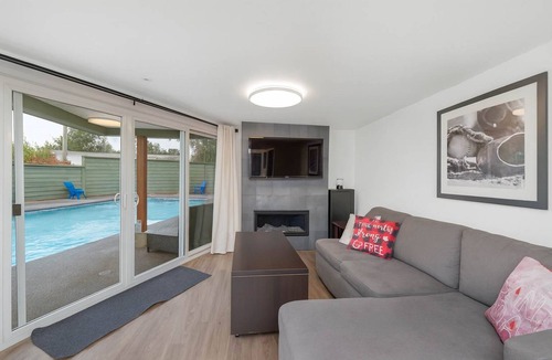 Saanich West Apartment | Hidden Oasis in Victoria, BC