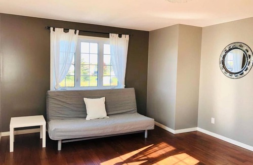 Gatineau Apartment | HIGH-END 2-Level Apt in Exclusive & Quiet Location - With POOL