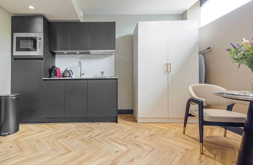 Slotervaart Apartment | High-end boutique studio near city center!