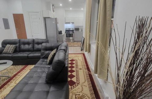 Mile End Apartment | high speed internet - Full kitchen - Parcs &attractions #1