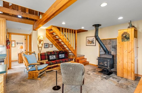 Clark Ski Chalet | Hiker