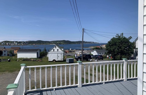 Twillingate House | Hillside Cottage Summ