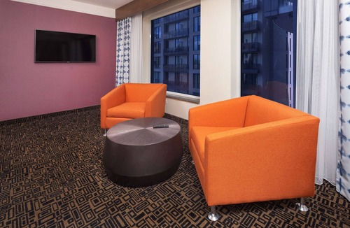 Quartier des Spectacles Hotel | Hilton Garden Inn Montréal Centre-ville