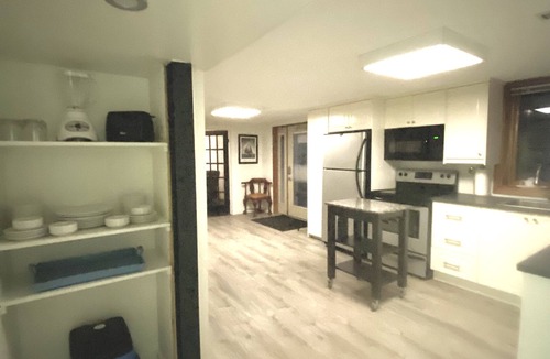 Mono Condo | Hockley Valley River edge Condo #4 - Minutes To Hockley Ski Resort & Winery