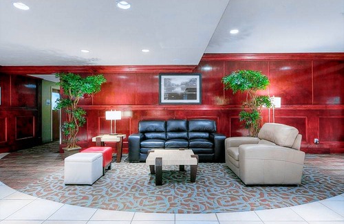 Dawson Creek Hotel | Holiday Inn Express & Suites Dawson Creek, an IHG Hotel