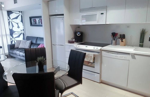 CityPlace Apartment | Hollywood Chic