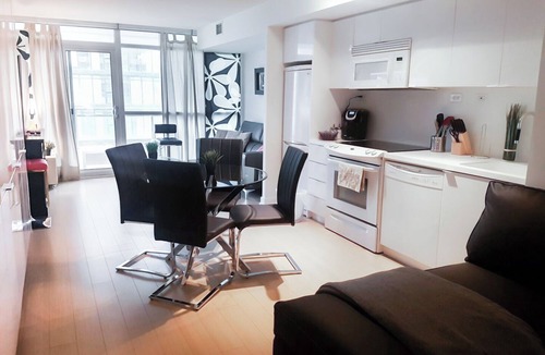 CityPlace Apartment | Hollywood Chic