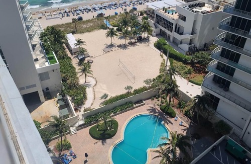 Dollard-des-Ormeaux Apartment | Hollywood Florida ocean view access to beach just steps away sian building