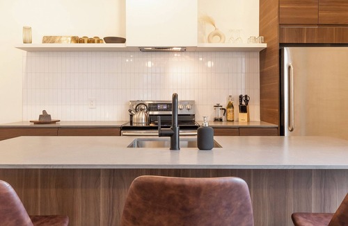 Hochelaga Apartment | HOMA-Comfort&Style-1BR-Spacious-Natural Light-FeelHome-A/C-SelfCheckIn-Metro