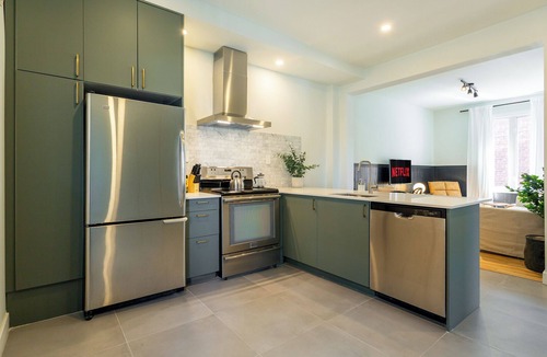 Hochelaga Apartment | HOMA-Comfort&Style-2BR-Spacious-Natural Light-FeelHome-A/C-SelfCheckIn-Metro