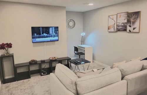 Southwest Calgary Apartment | Home away from Home