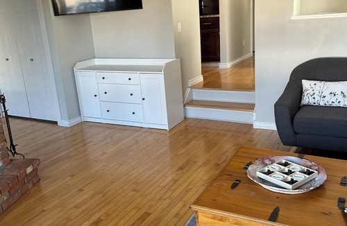 Southeast Edmonton House | Home away from home