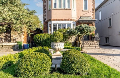 Bedford Park House | Home Away From Home! Gorgeous, 2 Bed Private Apt