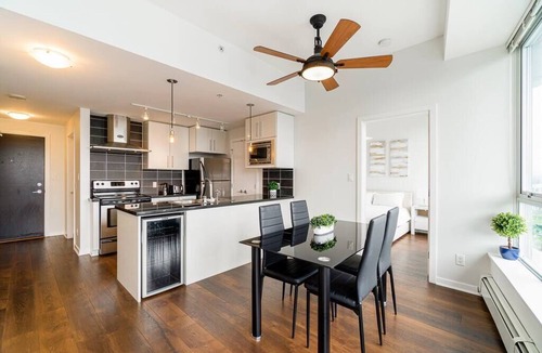 Crosstown Apartment | Home in the Sky with Gorgeous Water Views