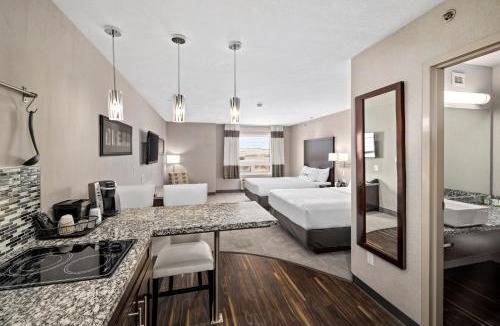 Swift Current Hotel | Home Inn & Suites - Swift Current