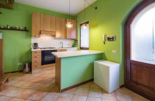 Pulciano Apartment | Home with garden for your family and pets
