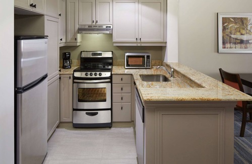 Mont-Tremblant Pedestrian Village Resort | Homewood Suites by Hilton Mont-Tremblant Resort