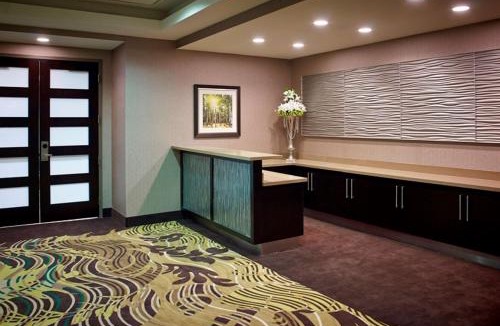 Central Hamilton Hotel | Homewood Suites by Hilton Hamilton