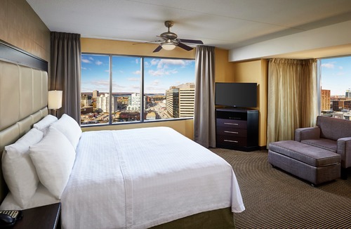 Central Hamilton Hotel | Homewood Suites by Hilton Hamilton