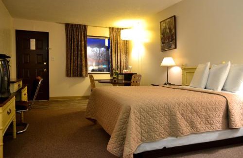 Drumheller Hotel | Hoo-Doo Motel