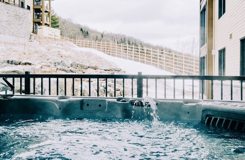 Mont-Tremblant Condo | Horizon 305 | Luxurious & Modern | Ski-in Ski-out | Village View/Tremblant Living