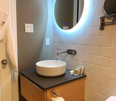 Lower Town Hotel | Hotel 71 by Preferred Hotels & Resorts